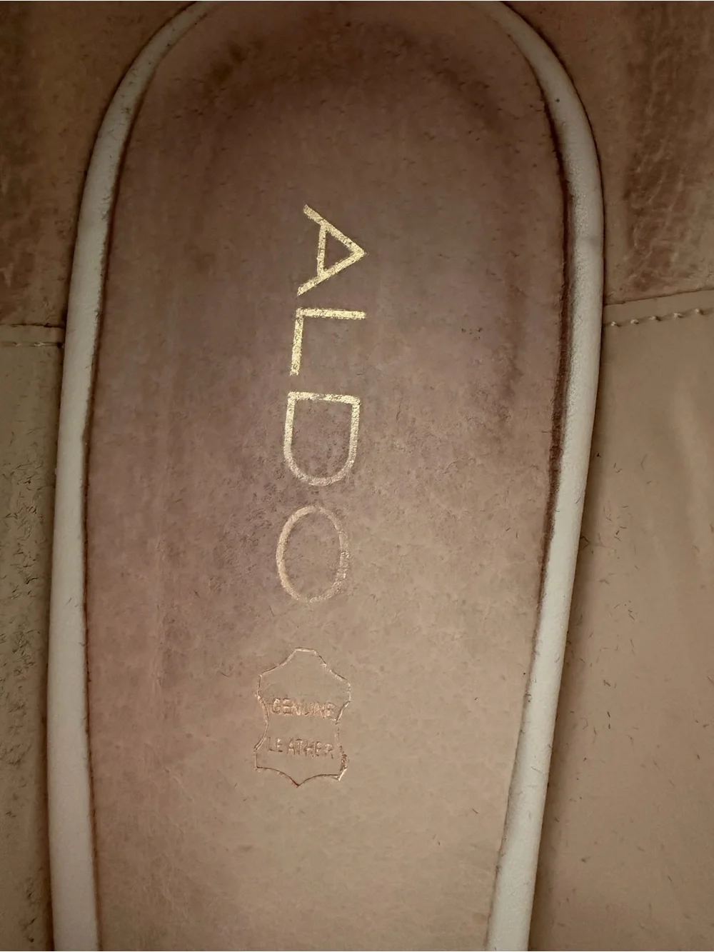 Stylish White ALDO Cirrito Wedges Size 10